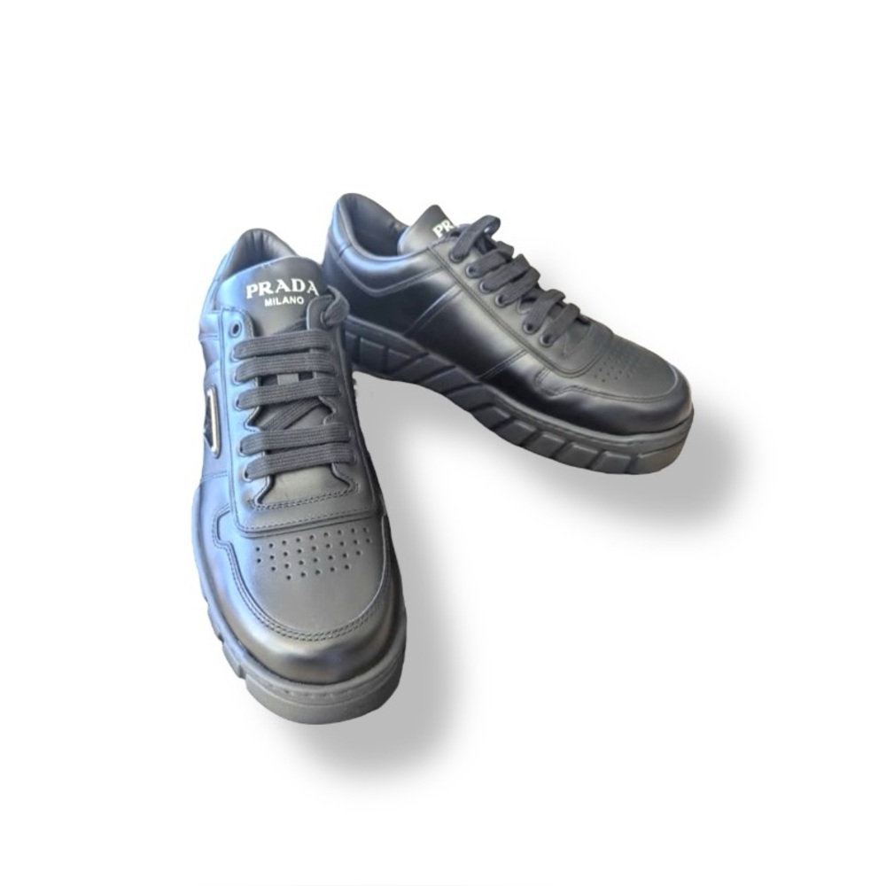 𝐏𝐑𝐀𝐃𝐀 Milano Voluminous Sneakers